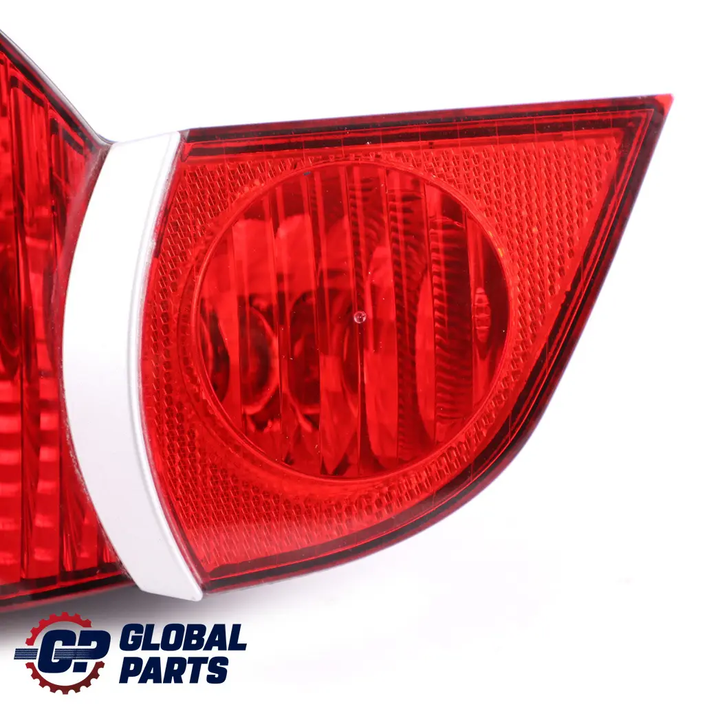 BMW Z4 E85 Rear Tail Light Lamp Right Rear O/S 7165724 Titansilber Silver 354