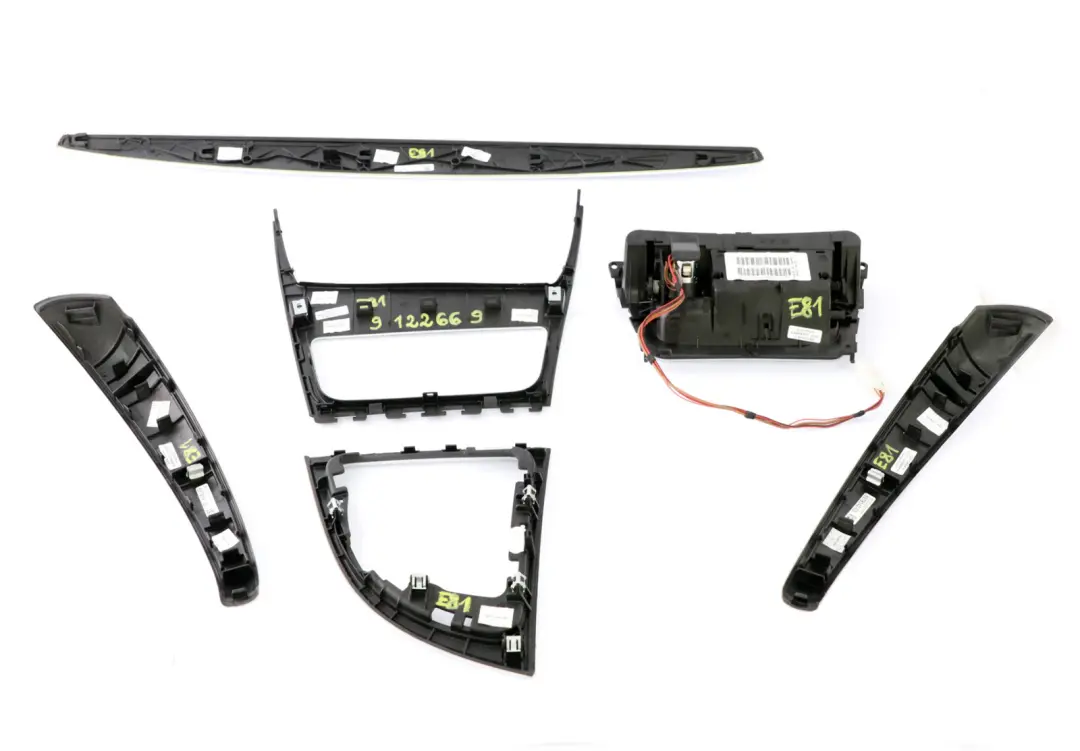 Set Ashtray Trim Cover Dashboard Akzentschliff Silver BMW 1 Series E81 E87 LCI - SKU rhd-9122669 - Part number 9121705