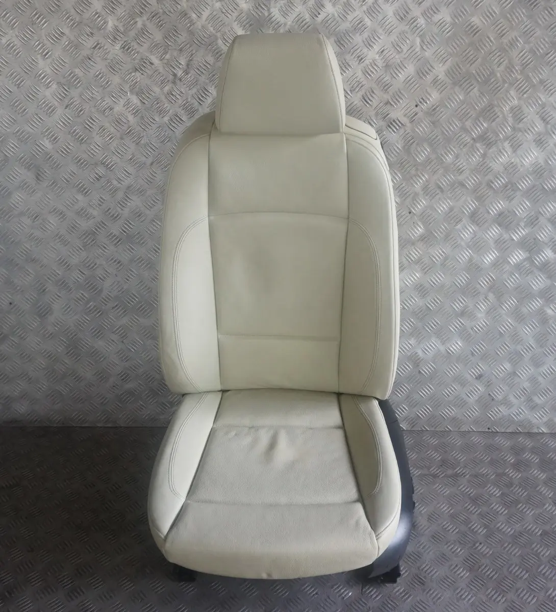 BMW 1 Series E81 Heated Lemon Leather Front Left N/S Passenger Side Seat Memory