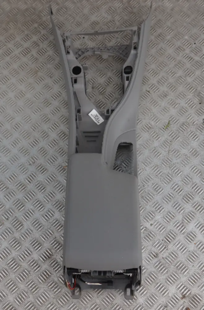 BMW 3 Series 1 E90 E91 E92 E93 Grau Grey Centre Console Armrest