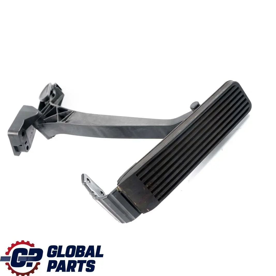 Mercedes-Benz W202 W208 Accelerator Gas Throttle Pedal Bracket A2023011920