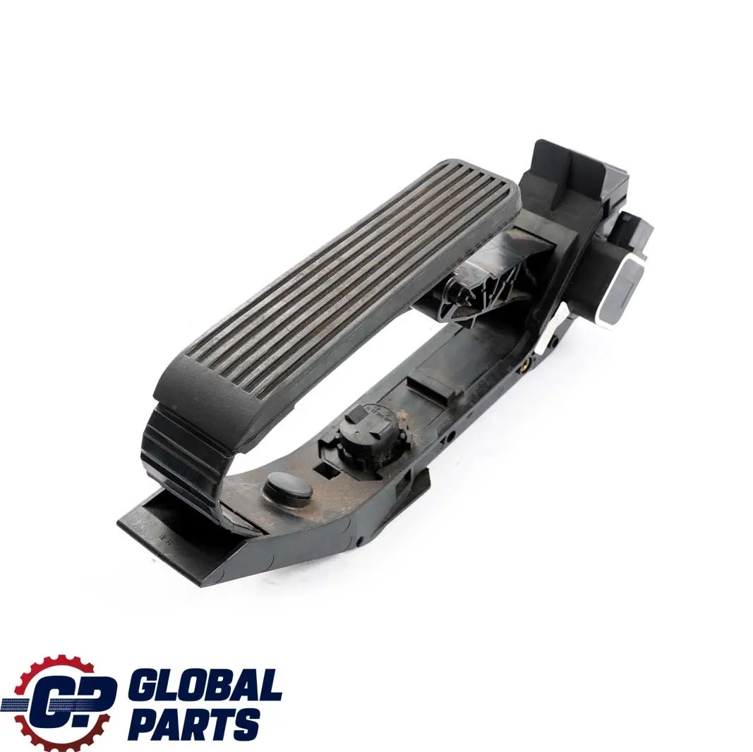 Mercedes-Benz C CLC Class W203 CL203 Accelerator Throttle Pedal A2033000504
