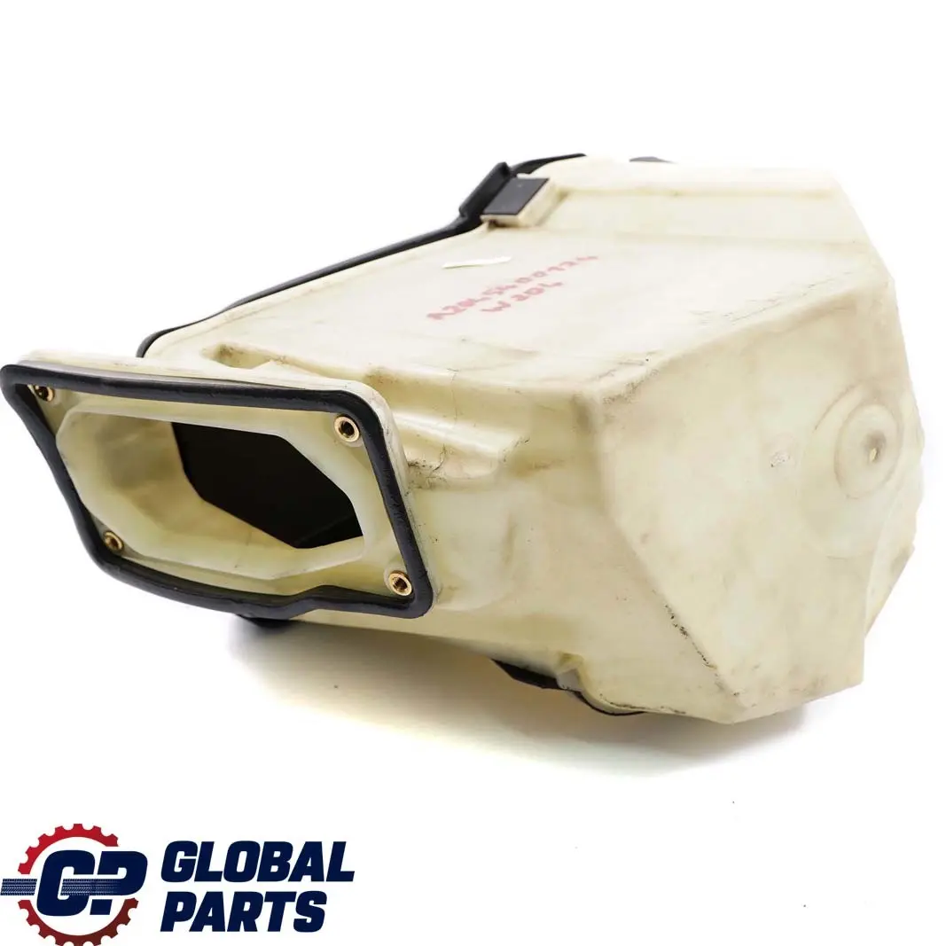 Mercedes-Benz C-Class W204 Fuse Box Housing Cover A2045400124