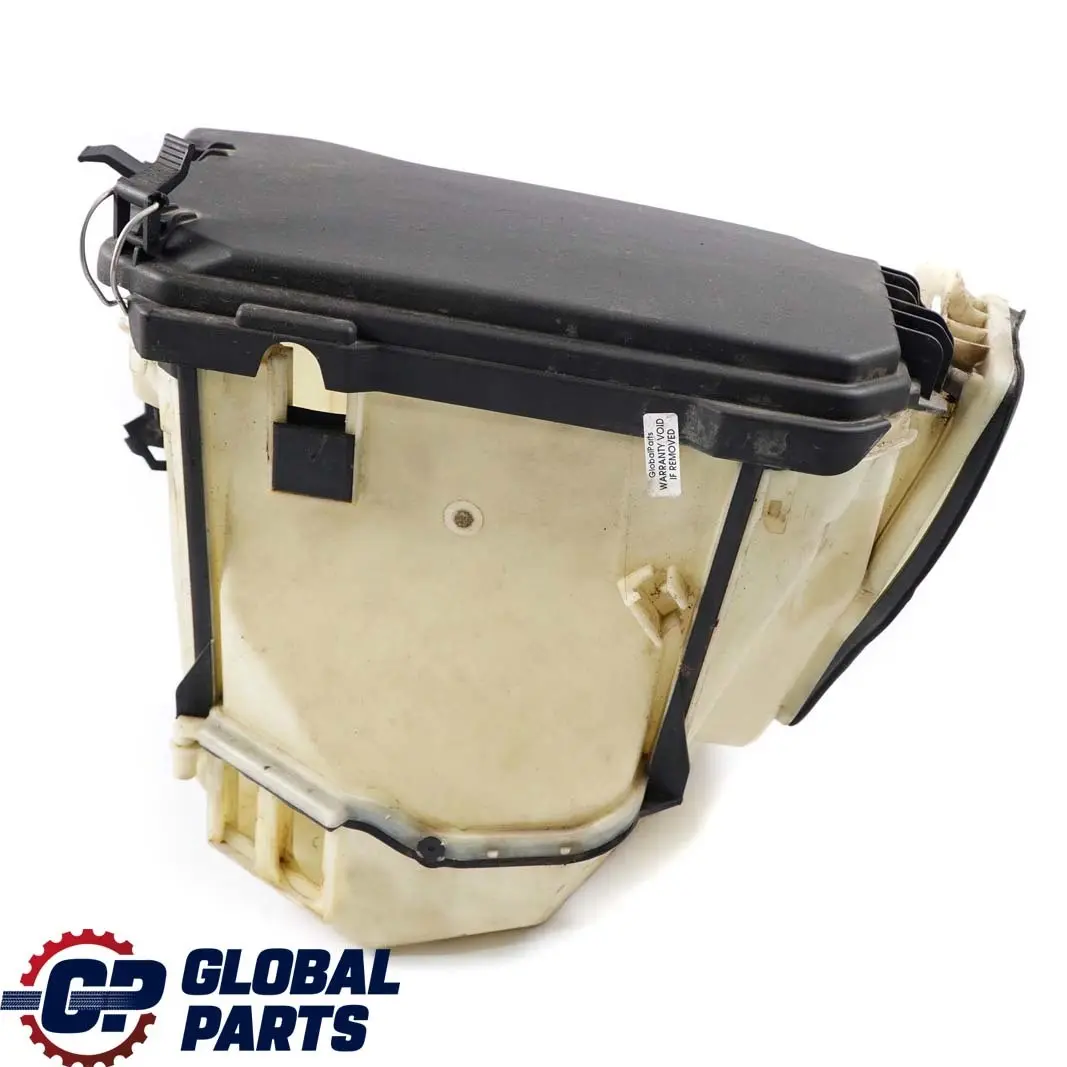 Mercedes-Benz C-Class W204 Fuse Box Housing Cover A2045400124