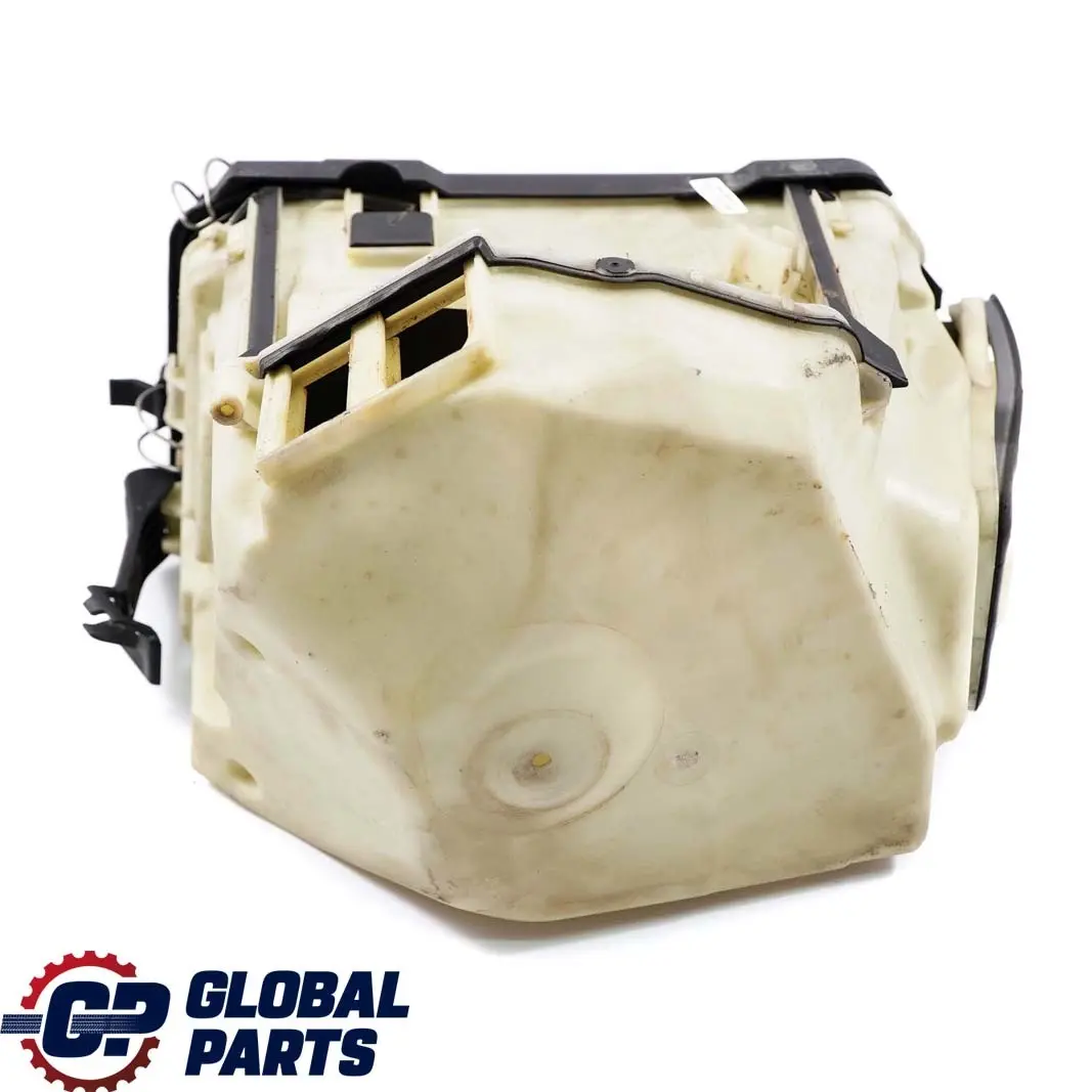 Mercedes-Benz C-Class W204 Fuse Box Housing Cover A2045400124