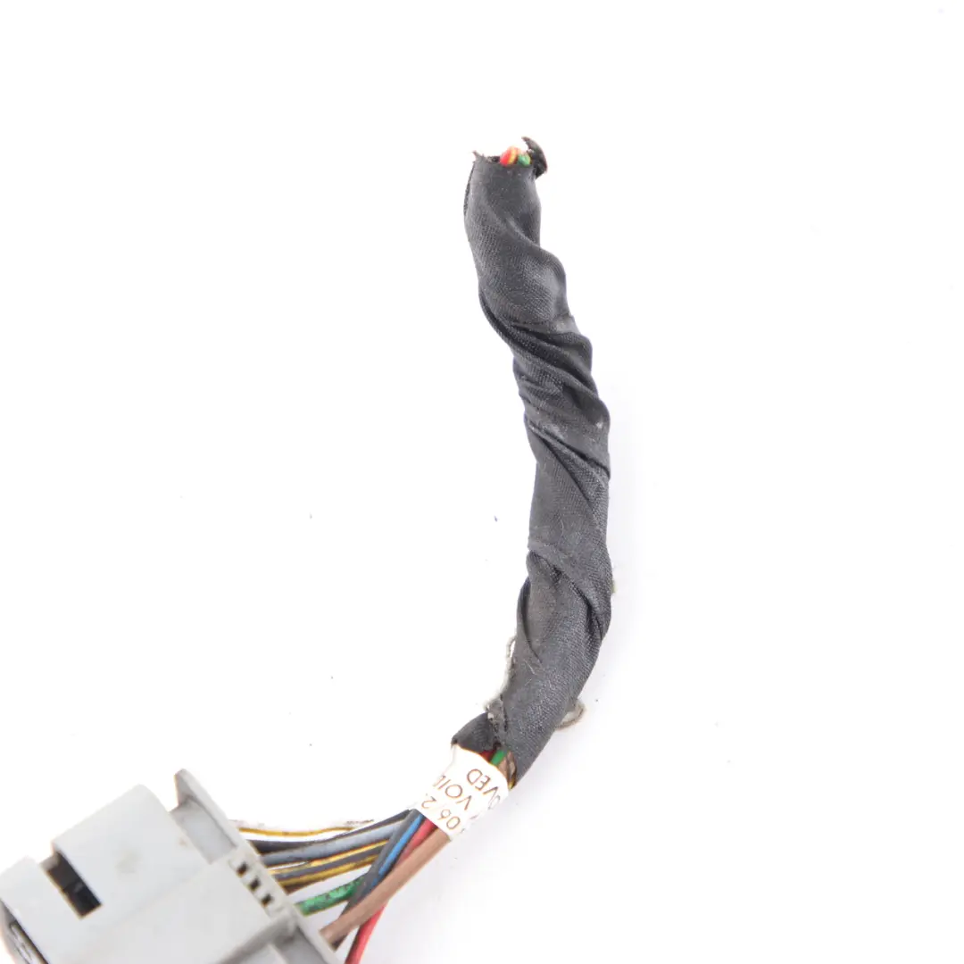 Mercedes W204 Headlight Bi-xenon Front Left N/S Plug Socket Wiring A0525455626