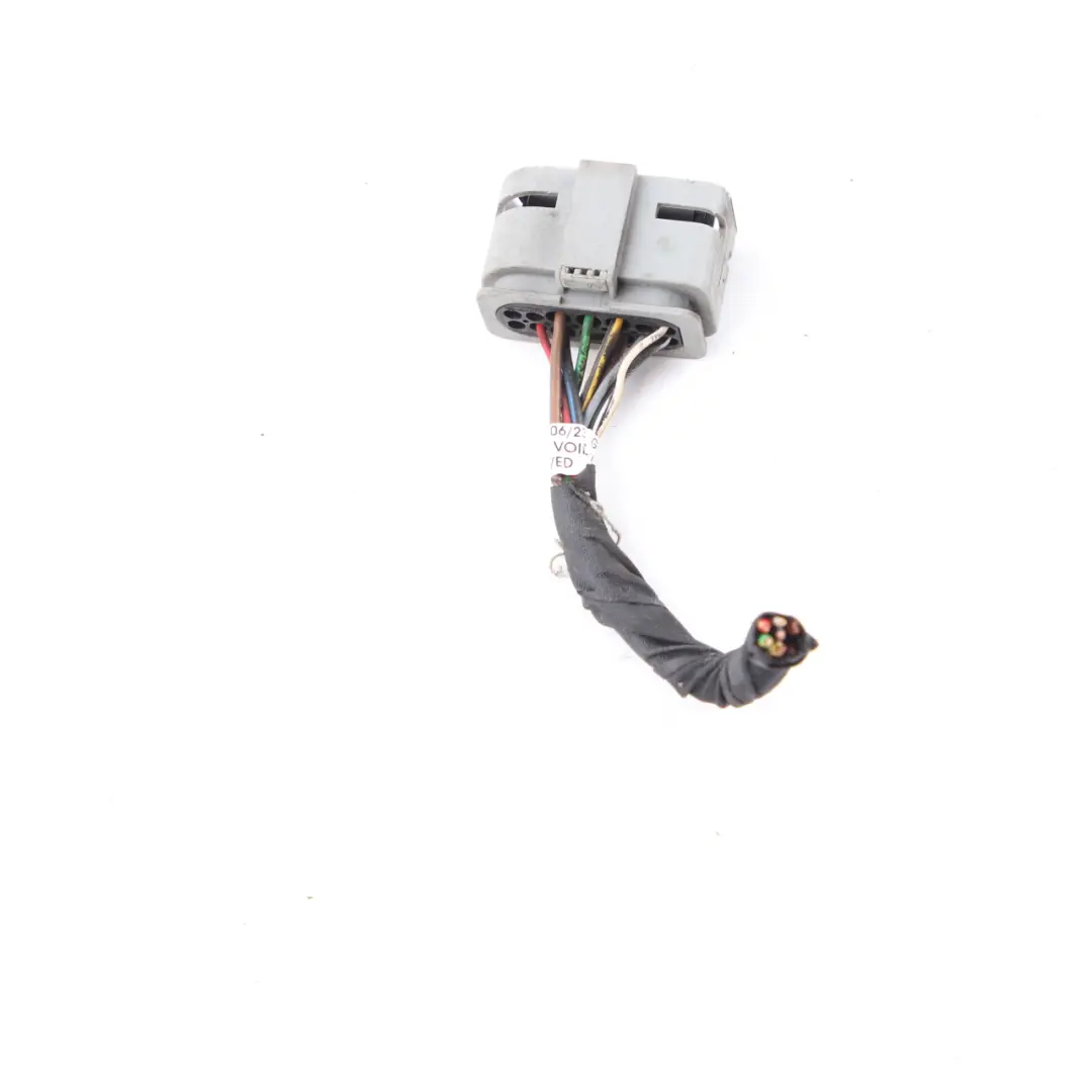 Mercedes W204 Headlight Bi-xenon Front Left N/S Plug Socket Wiring A0525455626