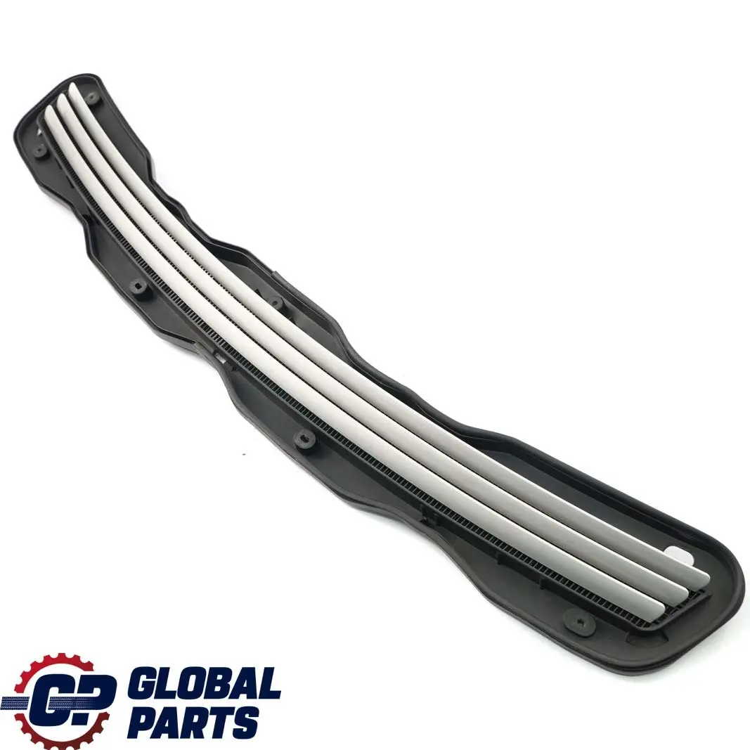 Mercedes-Benz E W210 Hood Bonnet Air Intake Grille Brillantsilber A2108800805