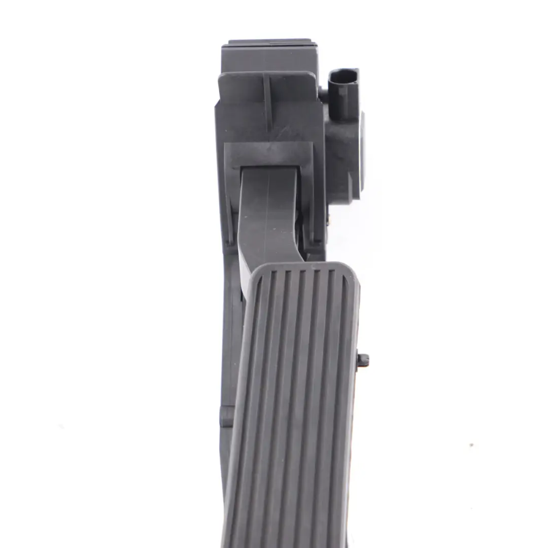 Mercedes-Benz E CLS Class S211 W211 W219 Accelerator Throttle Pedal A2113000504