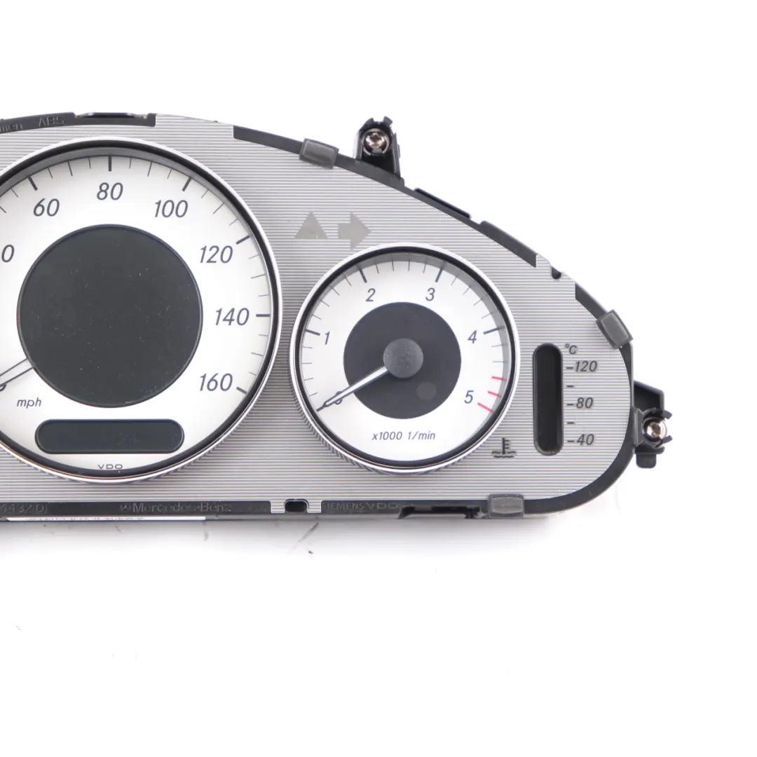 Mercedes CLS W219 Diesel Instrument Cluster Speedo Clocks Automatic A2195402347