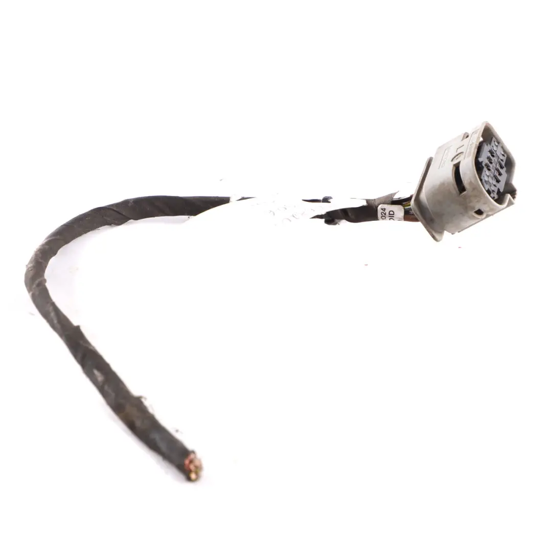 Mercedes W906 Facelift Headlight Front Left N/S Plug Socket Wiring A0525455626