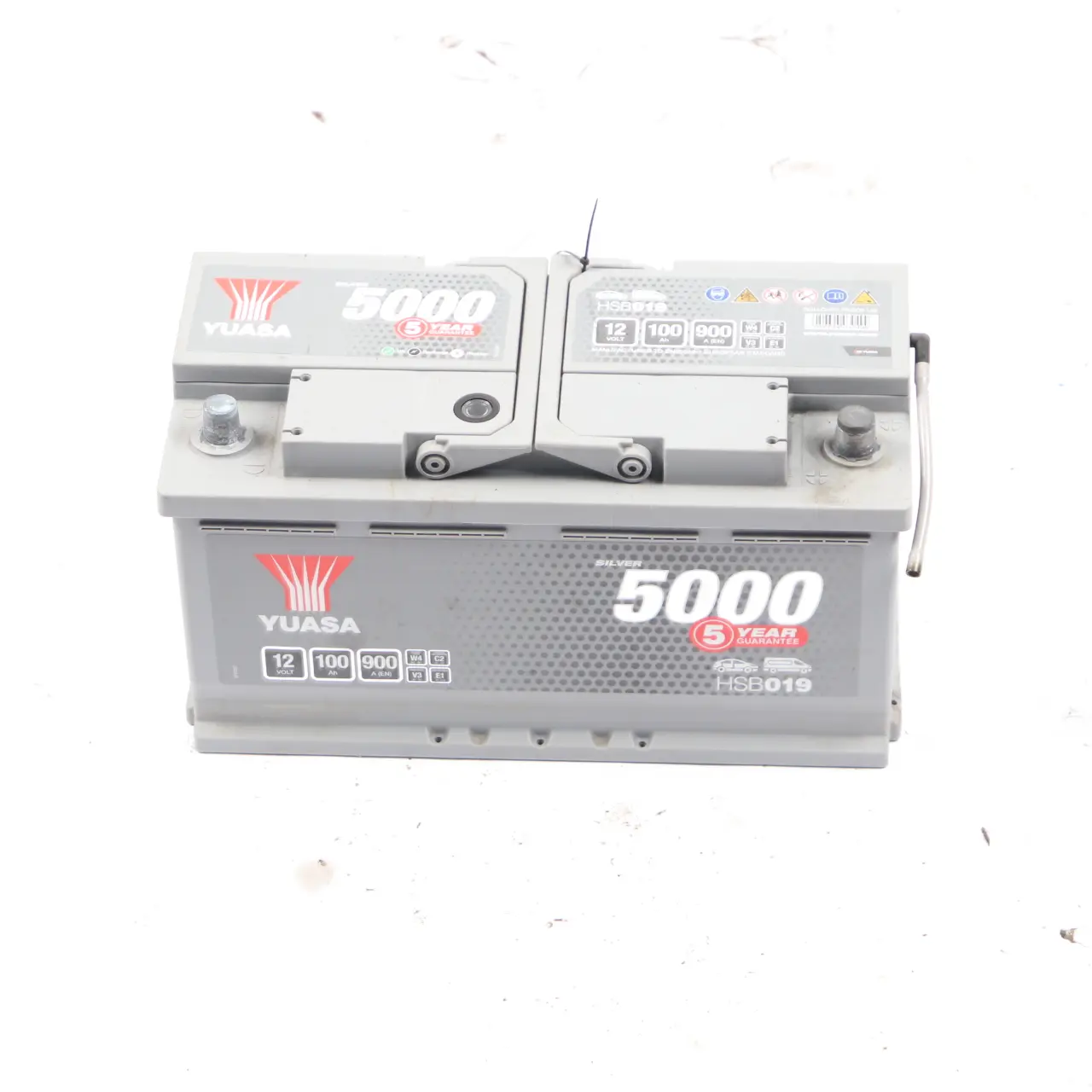 YUASA 5000 12V Accumulator Battery 100Ah 900A HSB019