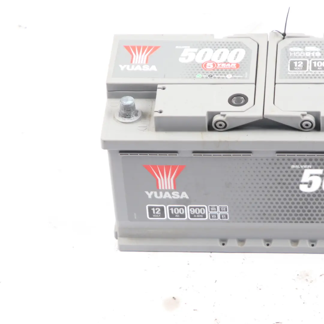 YUASA 5000 12V Accumulator Battery 100Ah 900A HSB019