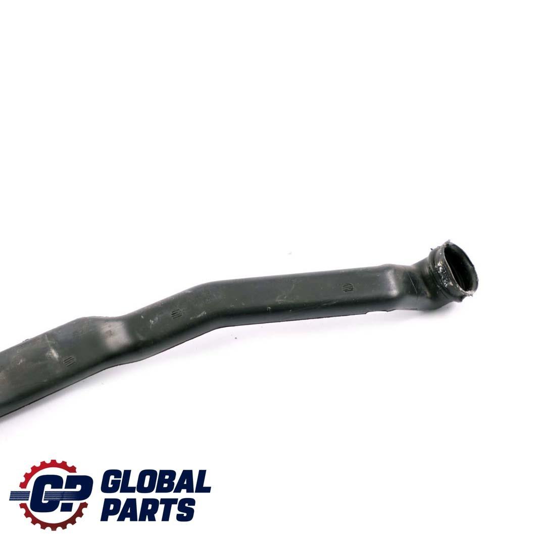 Mercedes-Benz C W203 Air intake Hose Pipe Fitting Central Left A2038320525