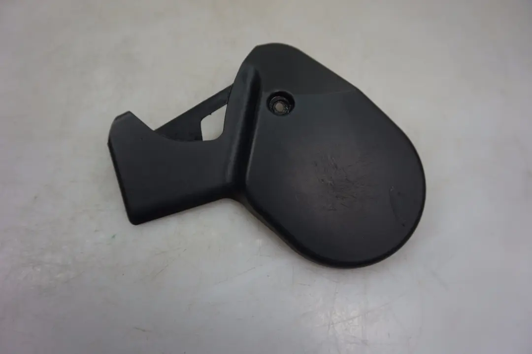 Couverture Interieur Gauche Noir 7111145 pour BMW E60 E61 LCI à propos du numéro de pièce 7111147 BMW E60 E61 LCI Couverture Interieur Gauche Noir 7111145 - SKU 7111147 - Numéro de pièce 7111147