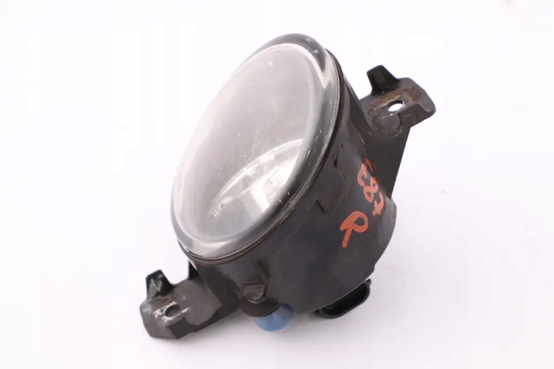 Lampa halogen przeciwmgłowa prawa do BMW E81 E87 E88 o numerze 63176924656 BMW E81 E87 E88 Lampa halogen przeciwmgłowa prawa - SKU 6924656-3 - Numer Części 63176924656