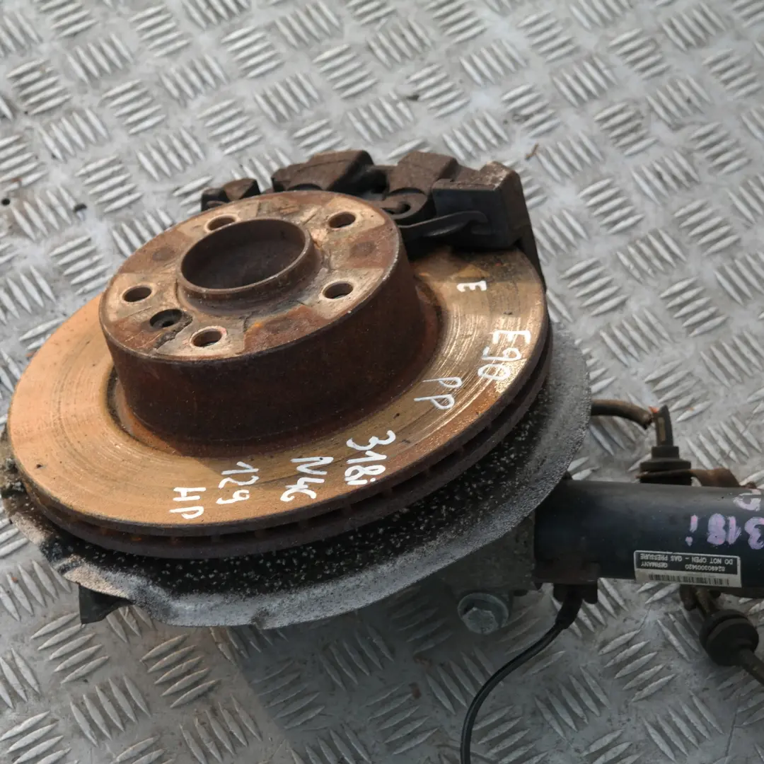 BMW 3 SERIES E90 318i N46 FRONT RIGHT SPRING STRUT LEG BRAKE SUSPENSION HUB O/S - SKU 6771724-5 - Part number 31316771724