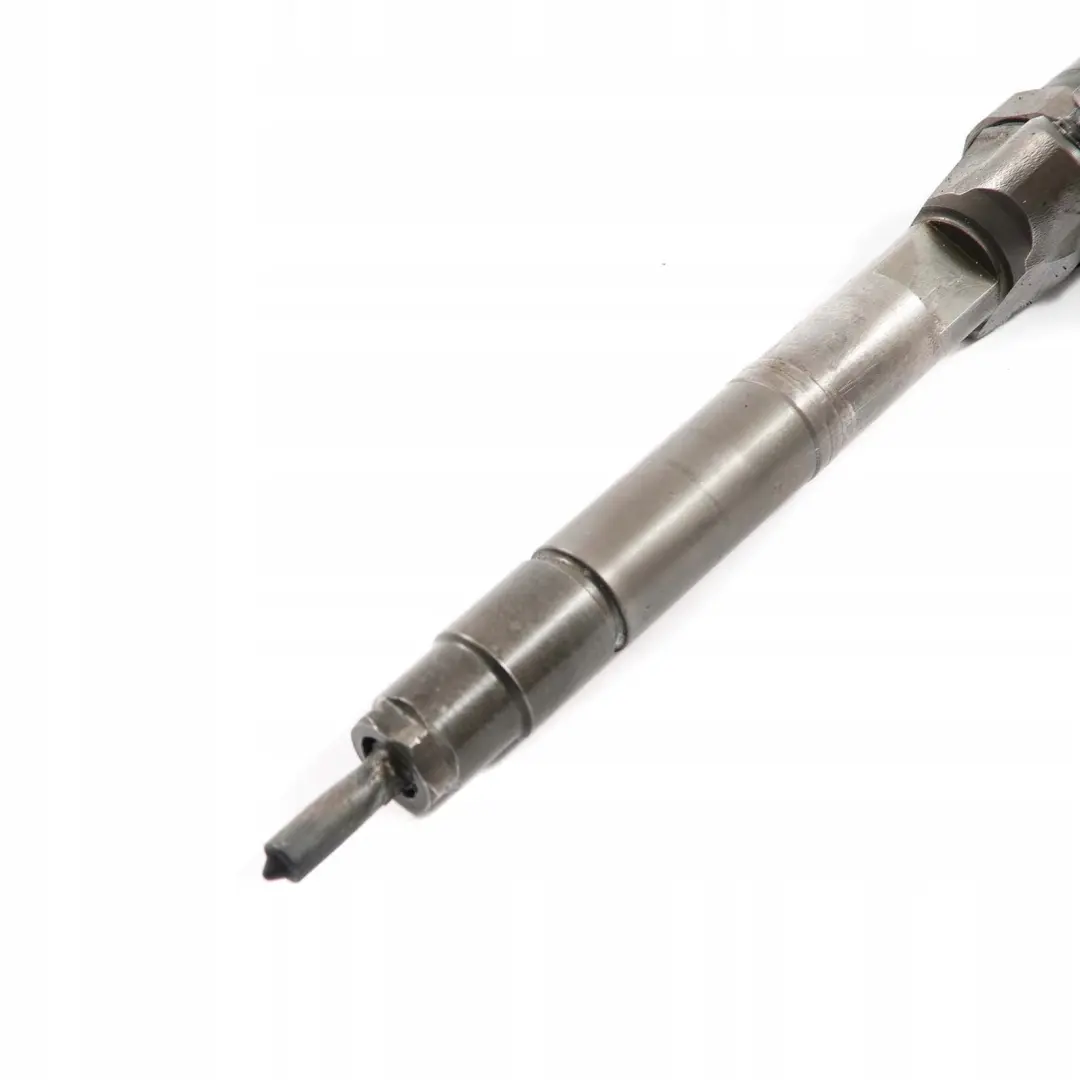 Mercedes-Benz C E W203 W210 OM611 Fuel Injector Injection Nozzle to with Part number A6110700687 Mercedes-Benz C E W203 W210 OM611 Fuel Injector Injection Nozzle - SKU A6110700687 - Part number A6110700687