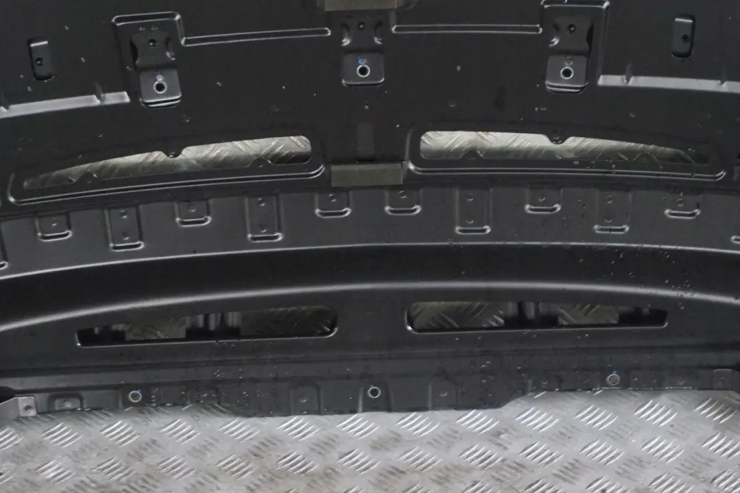 BMW E93 CABRIO Osłona zamykanie dachu maskownica - SKU 7183310-MB - Numer Części 7183310