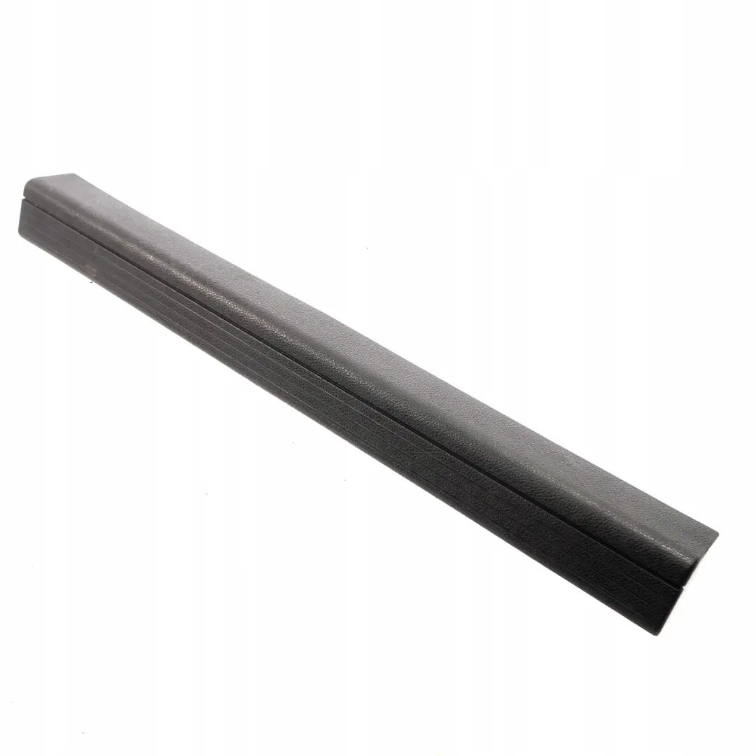  Mercedes-Benz W204 Battitacco Sottoporta Anteriore Destro - SKU A2046860036 - Numero di parte A2046860036