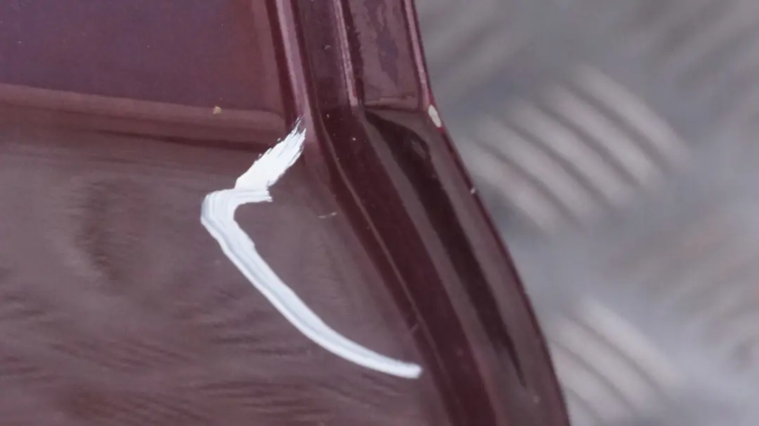 Right Door O/S Barberarot Barbera Red Metallic - A39 to BMW 3 Series E90 Rear with Part number 7203648 BMW 3 Series E90 Rear Right Door O/S Barberarot Barbera Red Metallic - A39 - SKU 7203648-BAR - Part number 7203648