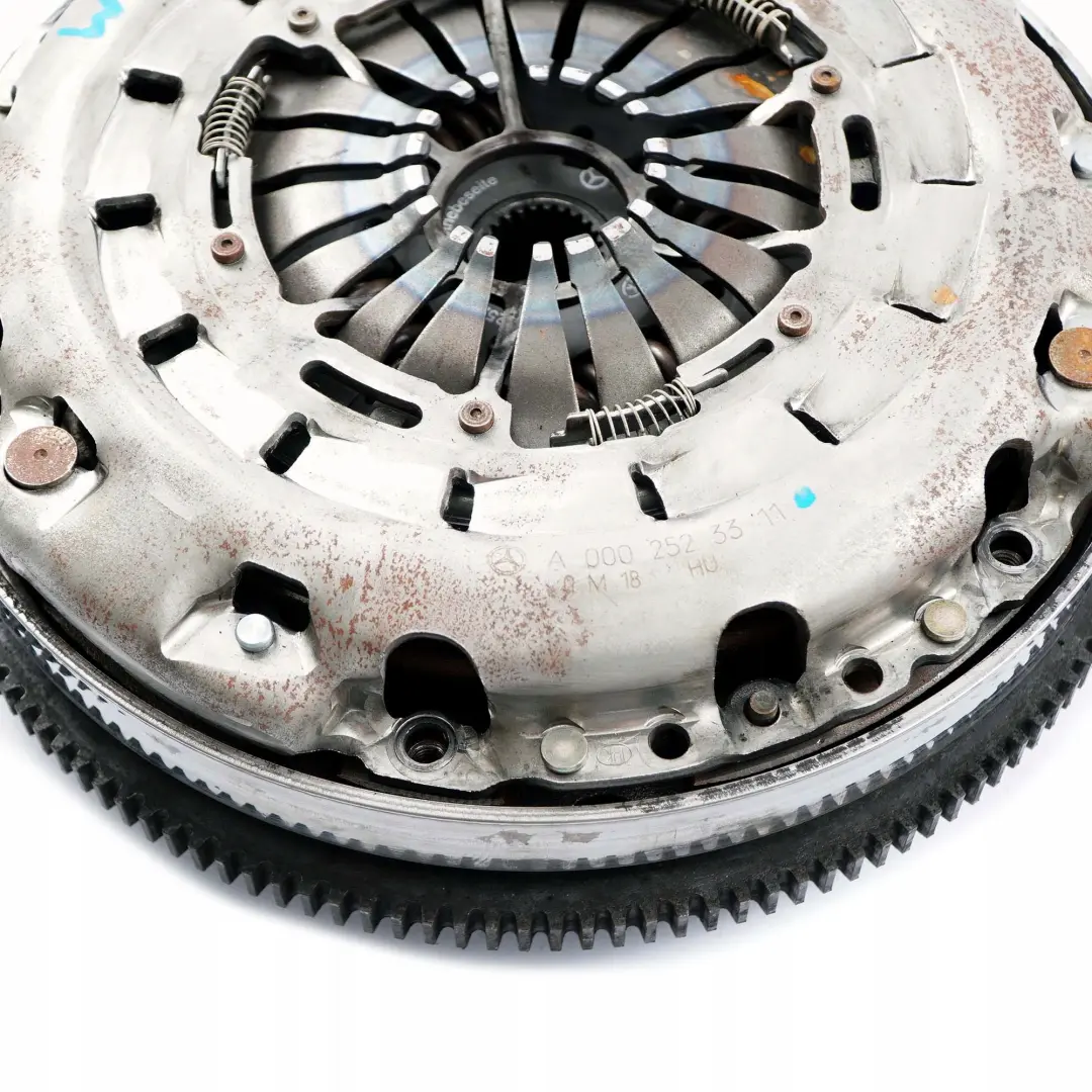  Mercedes-Benz W203 C200 C 200 Compressore Volano Doppia Massa Volano - SKU A1110306405 - Numero di parte A1110306405