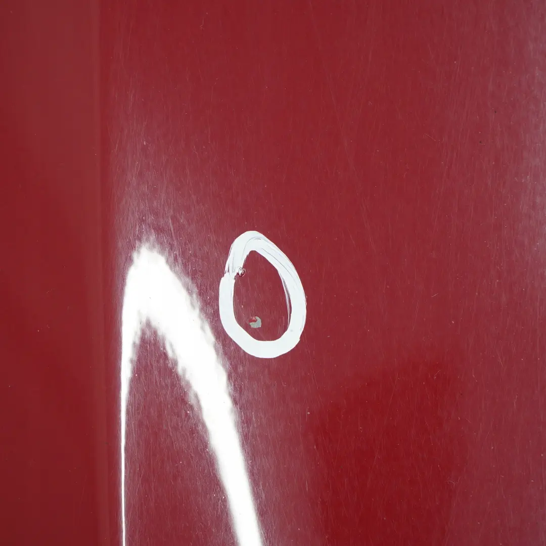 BMW E90 E91 Rivestimento Laterale Parafango Ant. Dx Rosso-Cremisi Karmesin Rosso - SKU 7135680-KAR1 - Numero di parte 7135680