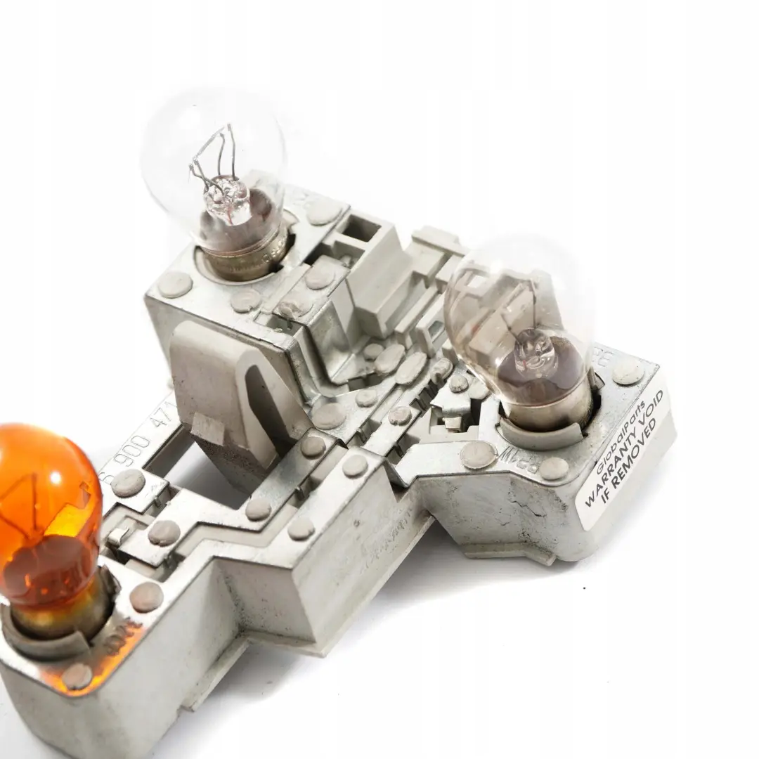 Heckleuchte Lampenträger Links Blinker Weiss für BMW 3 E46 Touring Kombi mit Teilenummer 6900471 BMW 3 E46 Touring Kombi Heckleuchte Lampenträger Links Blinker Weiss - SKU 6900471 - Teilenummer 6900471