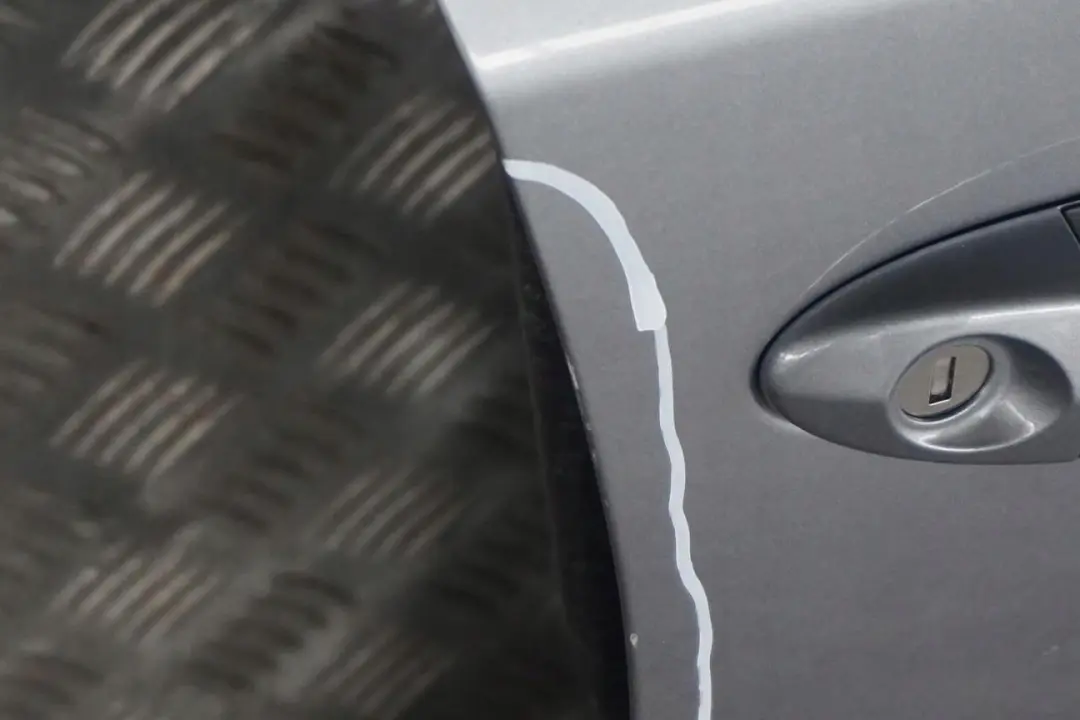 BMW 5 E60 E61 LCI 1 Tür Vorne Rechts Silbergrau Silber Grau Metallic - A08 - SKU 7202340-SBG1 - Teilenummer 7202340