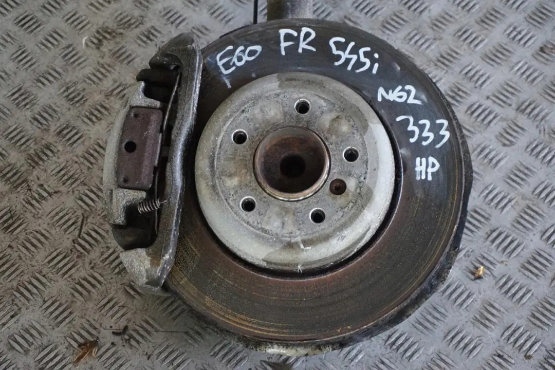 Delantero Derecho Muelle Buje Pata Pinza De Freno Disco para BMW E60 545i con número de pieza 6766994 BMW E60 545i Delantero Derecho Muelle Buje Pata Pinza De Freno Disco - SKU 6766994 - Número de pieza 6766994