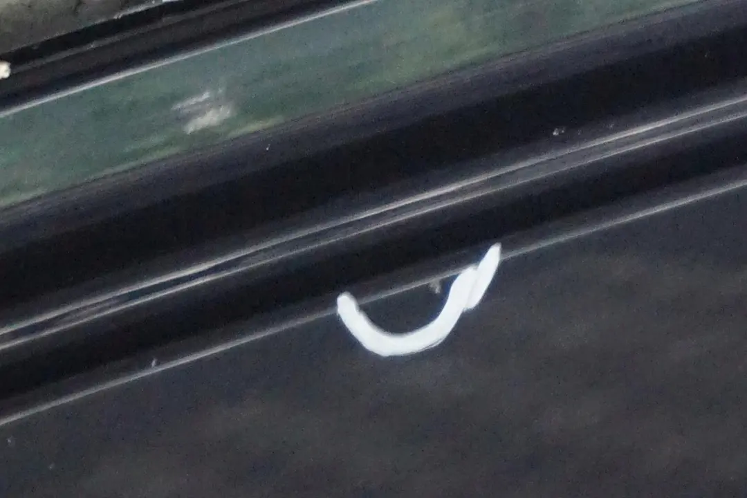 Osłona zamykanie dachu maskownica do BMW E93 CABRIO o numerze 7183310 BMW E93 CABRIO Osłona zamykanie dachu maskownica - SKU 7183310-MB - Numer Części 7183310