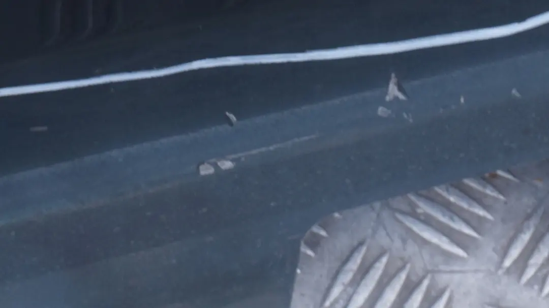 Listello Portiera Apertura Gonna Destra Montegoblau Blu per BMW E90 E91 con numero di parte 0032950 BMW E90 E91 Listello Portiera Apertura Gonna Destra Montegoblau Blu - SKU 0032950-TG - Numero di parte 0032950