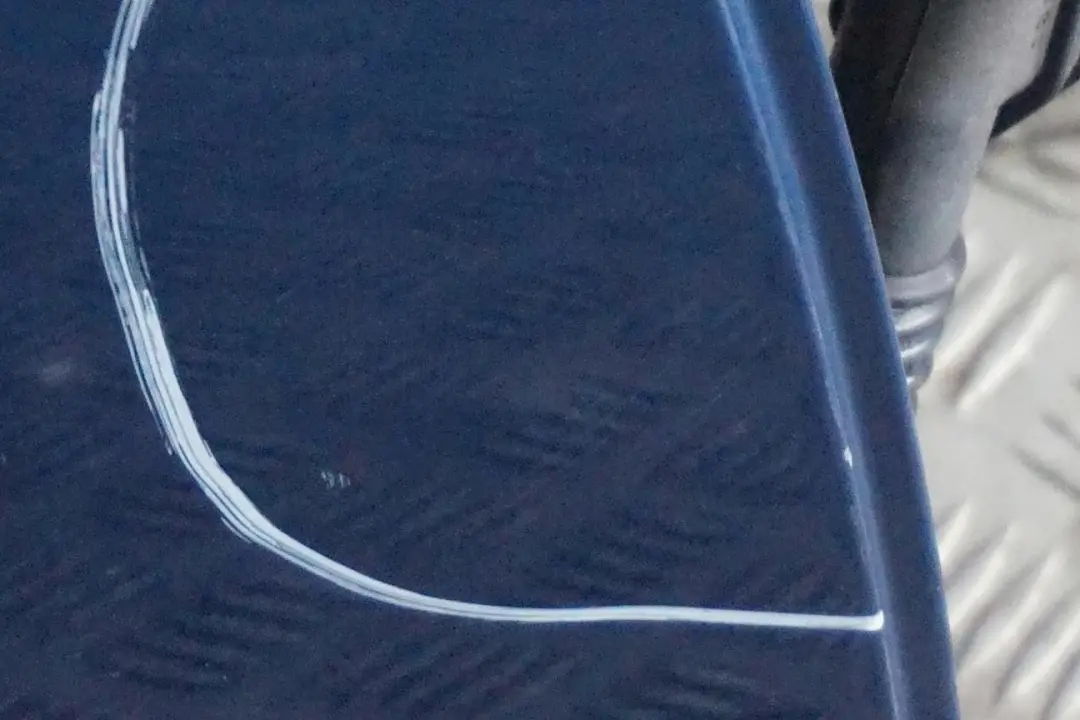 Reihe E46 Tür Hinten Rechts Topasblau Topas Blau Metallic - 896 für BMW 3 mit Teilenummer 7034154 BMW 3 Reihe E46 Tür Hinten Rechts Topasblau Topas Blau Metallic - 896 - SKU 7034154-TPB - Teilenummer 7034154