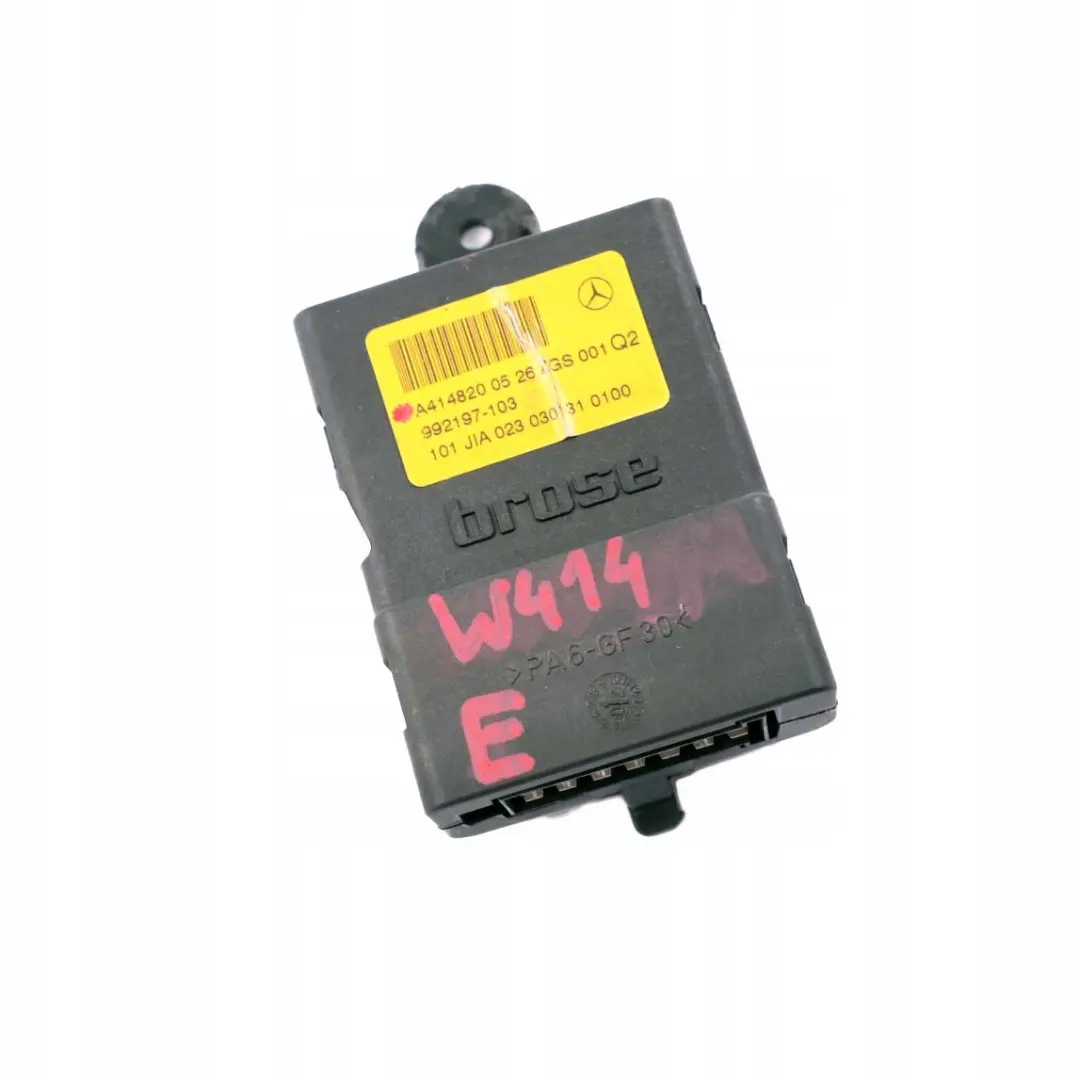 W414 Porte Avant Gauche Droite Unite De Commande ECU pour Mercedes à propos du numéro de pièce A4148200526 Mercedes W414 Porte Avant Gauche Droite Unite De Commande ECU - SKU A4148200526 - Numéro de pièce A4148200526