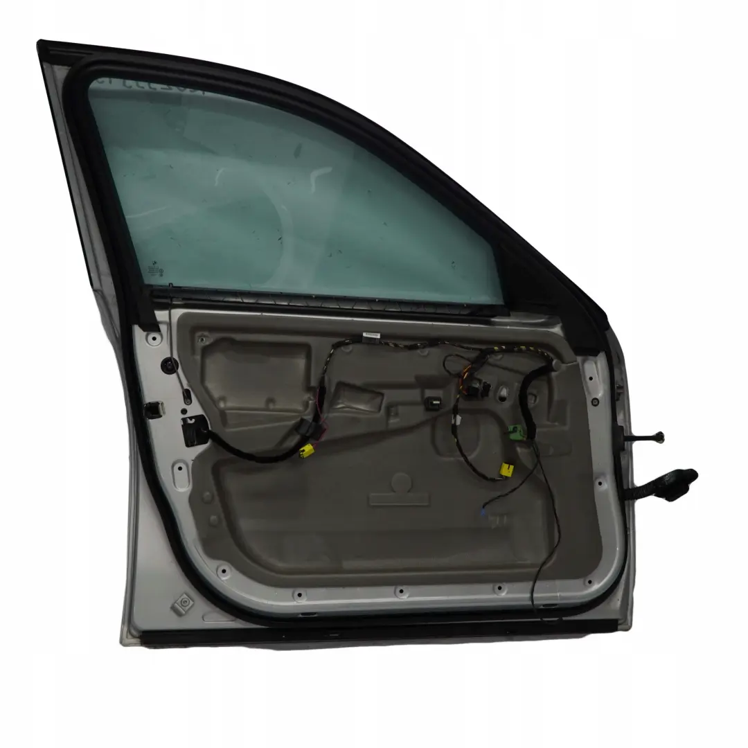 Gauche Argent Titane Titan Argent Metallise - 354 pour BMW E60 E61 Porte avant à propos du numéro de pièce 7202339 BMW E60 E61 Porte avant Gauche Argent Titane Titan Argent Metallise - 354 - SKU 7202339-TS3 - Numéro de pièce 7202339