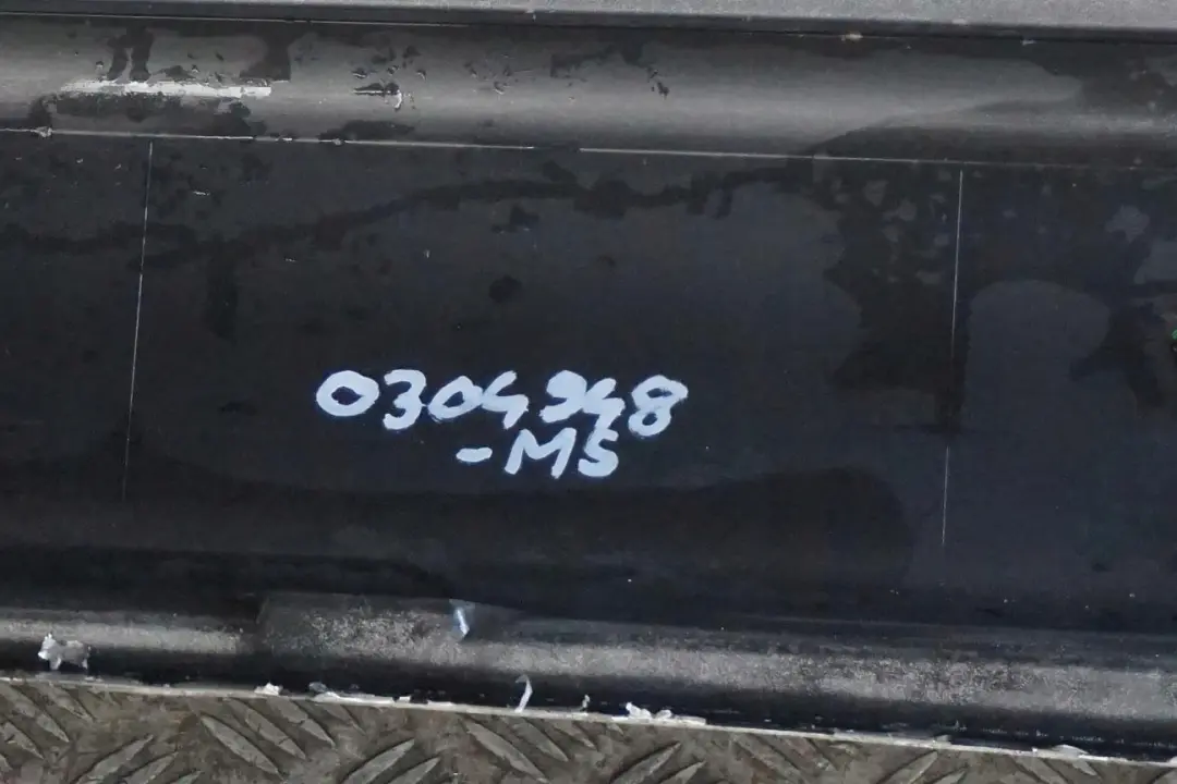BMW E63 E64 Nakładka próg prawy Mineralsilber - SKU 0304948-MS - Numer Części 0304948