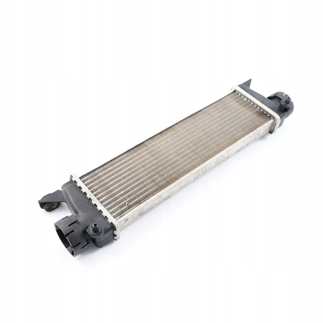 chłodnica diesel do Mercedes A W168 Intercooler o numerze A1685000000 Mercedes A W168 Intercooler chłodnica diesel - SKU A1685000000 - Numer Części A1685000000