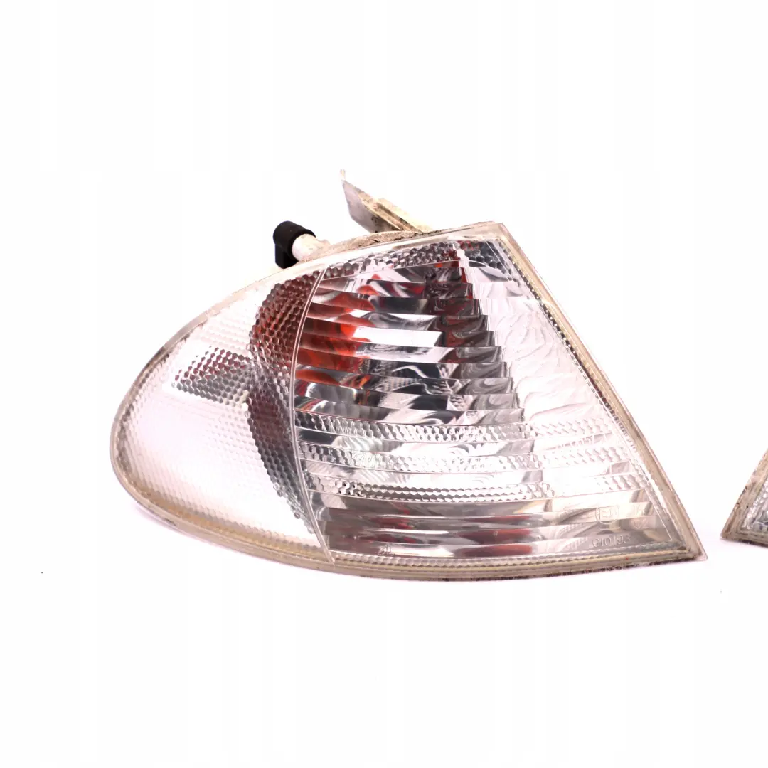 Front Right Left N/O/S Turn Indicator Lamp White Set to BMW 3 E46 Saloon Touring with Part number 6902769 BMW 3 E46 Saloon Touring Front Right Left N/O/S Turn Indicator Lamp White Set - SKU 6902769-1 - Part number 6902769