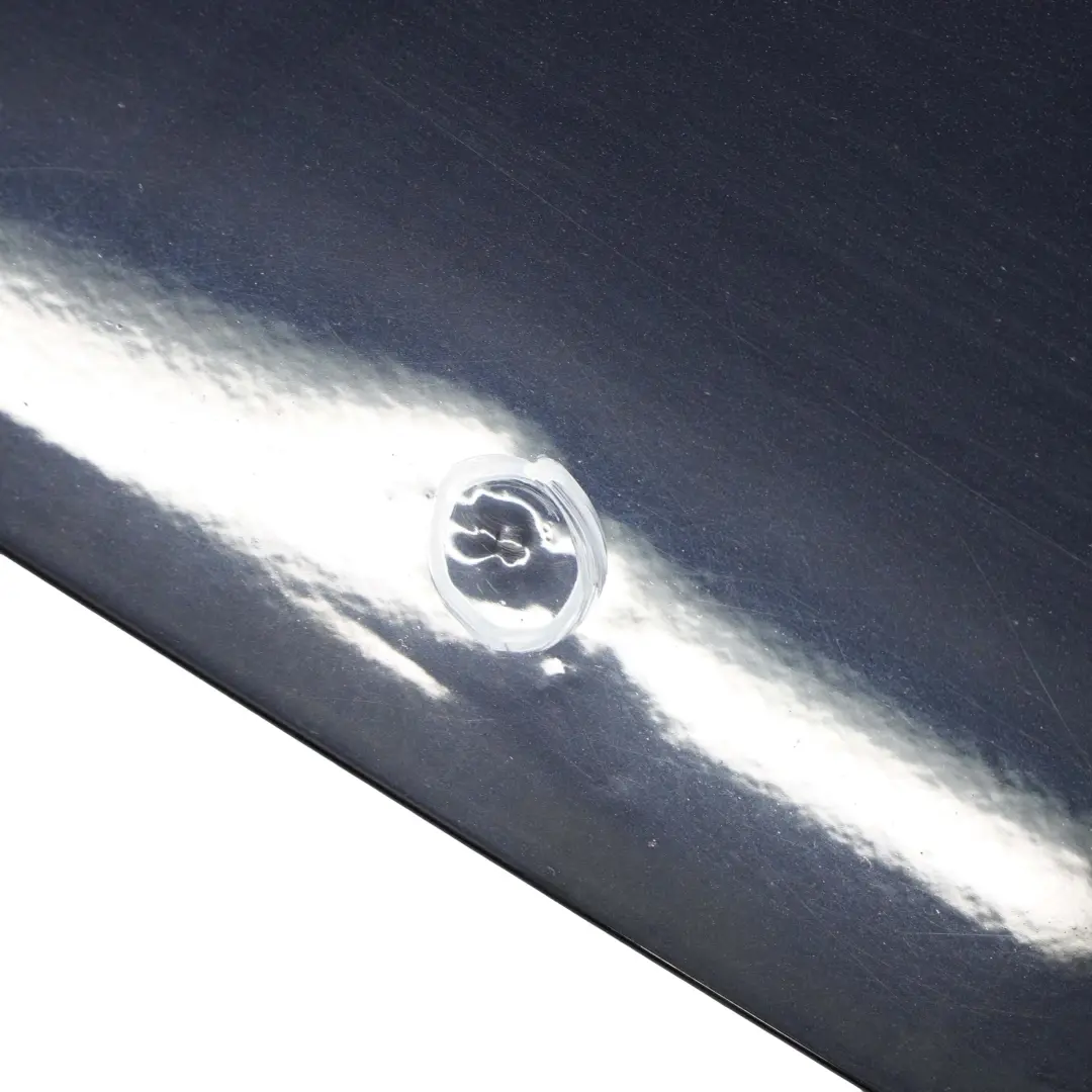 Porta Anteriore Sinistra Nero Carbone Nero Metallizzato - 416 per BMW E90 E91 con numero di parte 7203643 BMW E90 E91 Porta Anteriore Sinistra Nero Carbone Nero Metallizzato - 416 - SKU 7203643-CAR1 - Numero di parte 7203643