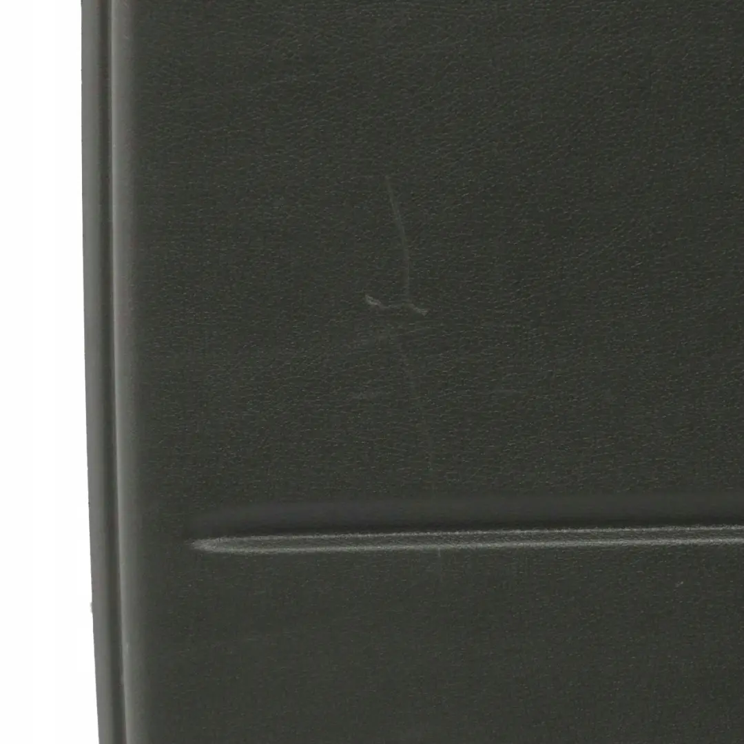 Mercedes-Benz W414 Hayon Couverture Anthracite pour à propos du numéro de pièce A4147400070 Mercedes-Benz W414 Hayon Couverture Anthracite - SKU A4147400070 - Numéro de pièce A4147400070