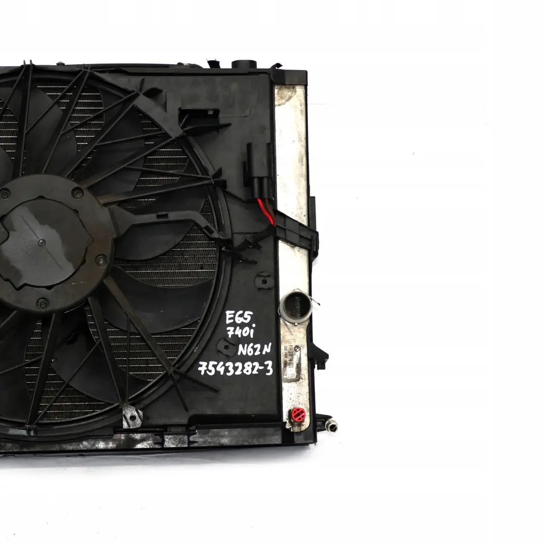 BMW E65 E66 Complete Petrol Radiator Pack Fan Housing Motor 600W - SKU 7543282-3 - Part number 7543282