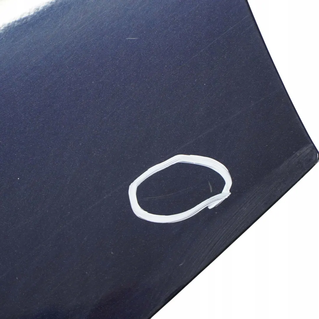 Porta Posteriore Sinistra Nero Carbone Nero Metallizzato 416 per BMW E90 2 con numero di parte 7203647 BMW E90 2 Porta Posteriore Sinistra Nero Carbone Nero Metallizzato 416 - SKU 7203647-CAR2 - Numero di parte 7203647