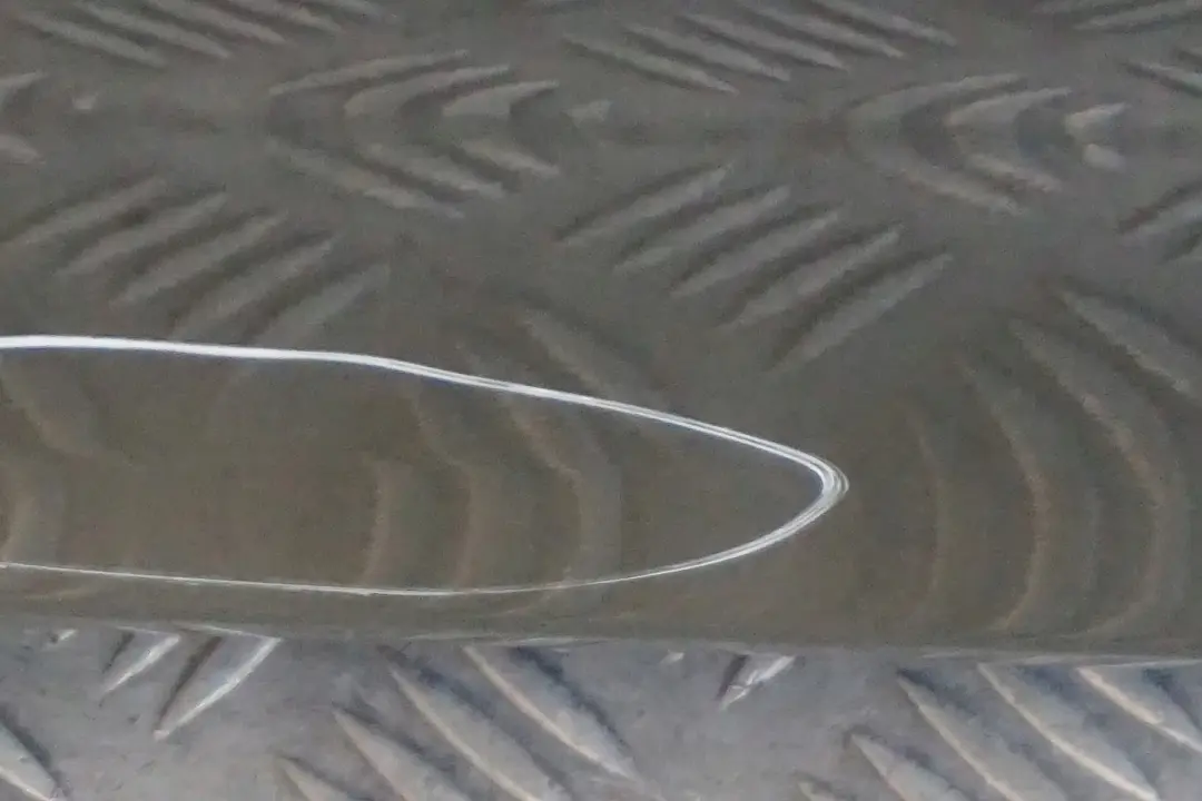 Fahrerseite Tür Vorne Links Sonora Metallic - A23 für BMW 1 E87 LCI mit Teilenummer 7191011 BMW 1 E87 LCI Fahrerseite Tür Vorne Links Sonora Metallic - A23 - SKU 7191011-SON - Teilenummer 7191011