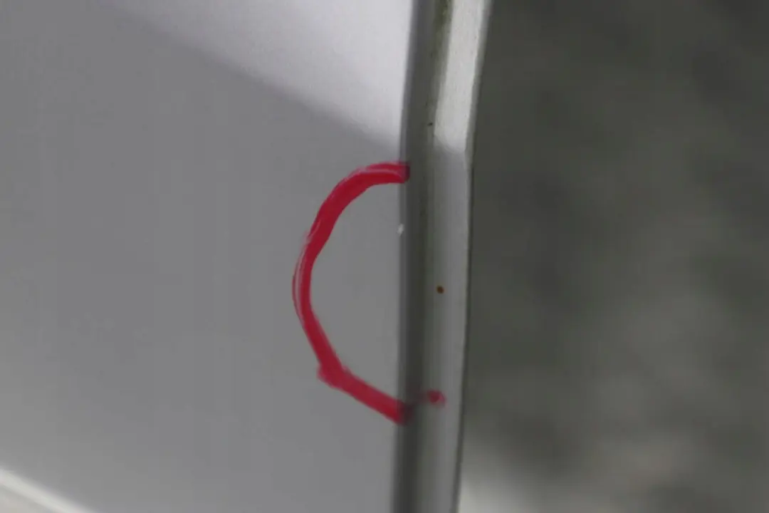 Door Front Right O/S Titansilber Titan Silver Metallic - 354 to BMW X5 E53 2 with Part number 8256824 BMW X5 E53 2 Door Front Right O/S Titansilber Titan Silver Metallic - 354 - SKU 8256824-TS2 - Part number 8256824