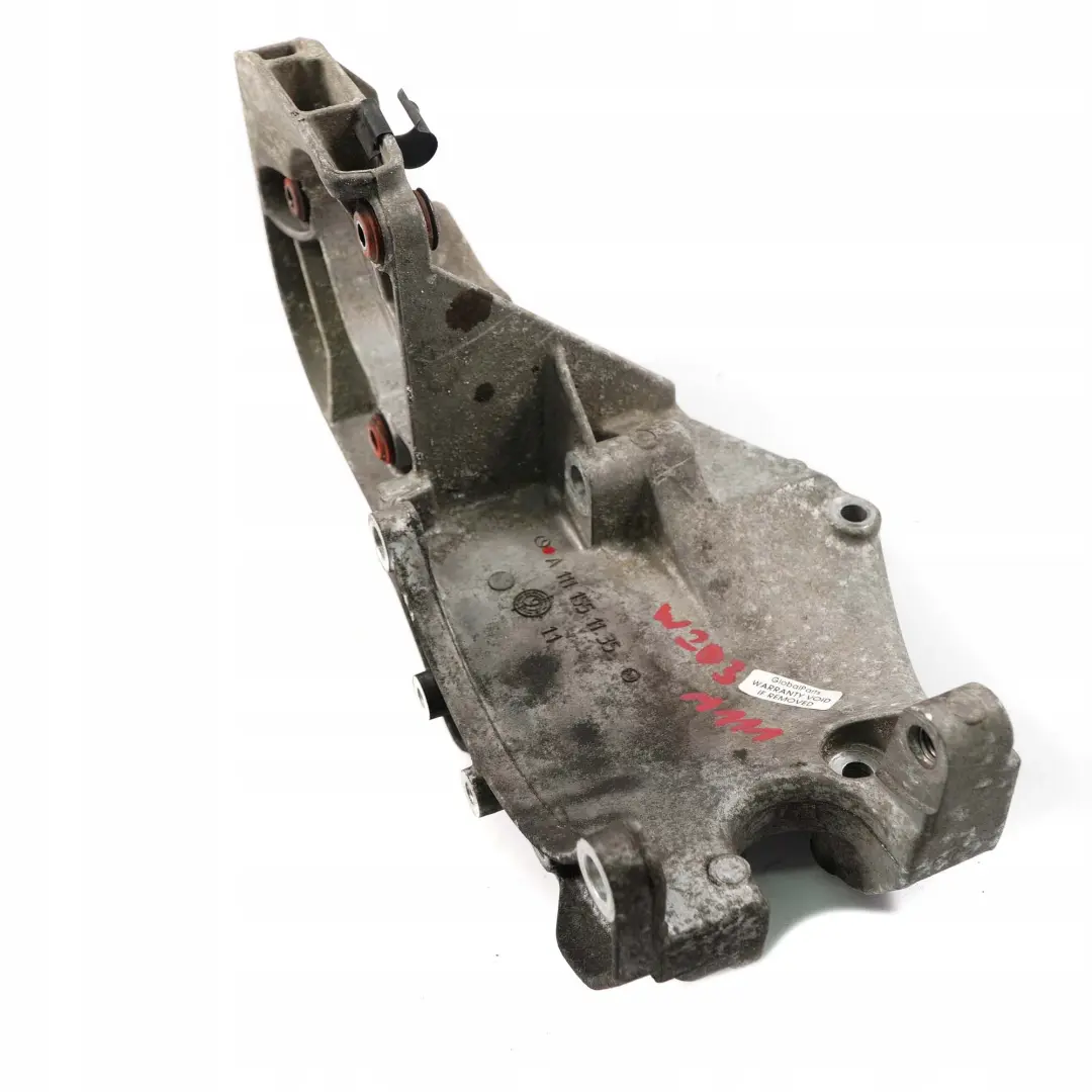 M111 C 180 Engine Alternator Mount Bracket pour Mercedes W203 à propos du numéro de pièce A1111551135 Mercedes W203 M111 C 180 Engine Alternator Mount Bracket - SKU A1111551135 - Numéro de pièce A1111551135