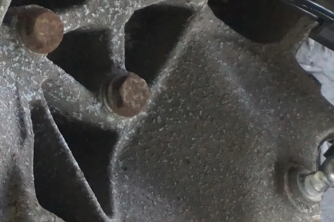 98hp Längslenker Bremsscheibe Hinten Rechts für Mini R57 Cabrio One N16 mit Teilenummer 6795660 Mini R57 Cabrio One N16 98hp Längslenker Bremsscheibe Hinten Rechts - SKU 6795660-4 - Teilenummer 6795660