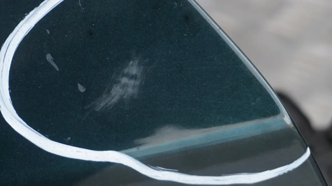 Genuine BMW 5 SERIES E60 E61 Door Front Right O/S Tiefgruen Deep Green - A43 to with Part number 7202340 Genuine BMW 5 SERIES E60 E61 Door Front Right O/S Tiefgruen Deep Green - A43 - SKU 7202340-TG - Part number 7202340