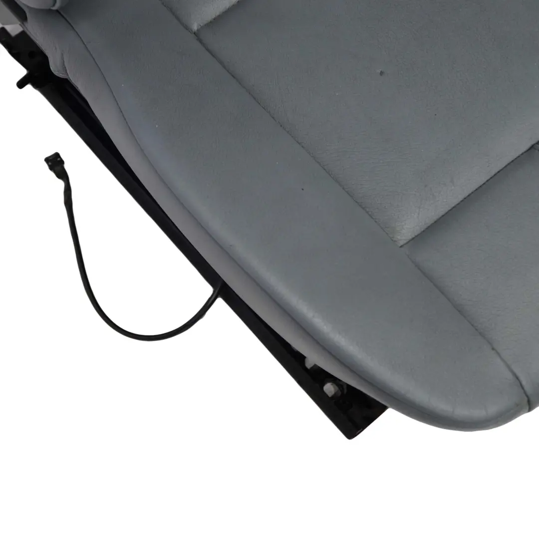 Siege a L'Avant Gauche Cuir Ambiente Gris Bleu pour BMW X3 E83 à propos du numéro de pièce 3412215 BMW X3 E83 Siege a L'Avant Gauche Cuir Ambiente Gris Bleu - SKU 3412215-3 - Numéro de pièce 3412215