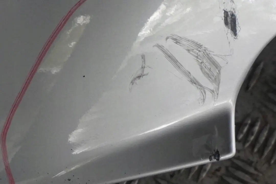 Bumper Trim Panel Titansilber Silver - 354 to BMW Z4 Series E85 Convertible Rear with Part number 0034437 BMW Z4 Series E85 Convertible Rear Bumper Trim Panel Titansilber Silver - 354 - SKU 0031136-TS1 - Part number 0034437