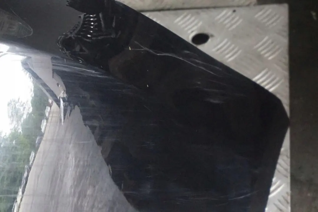 Trim Panel Rear Bumper Black Sapphire Metallic - 475 to BMW 1 Series E82 E88 with Part number 0036627 BMW 1 Series E82 E88 Trim Panel Rear Bumper Black Sapphire Metallic - 475 - SKU 0036627-BS - Part number 0036627